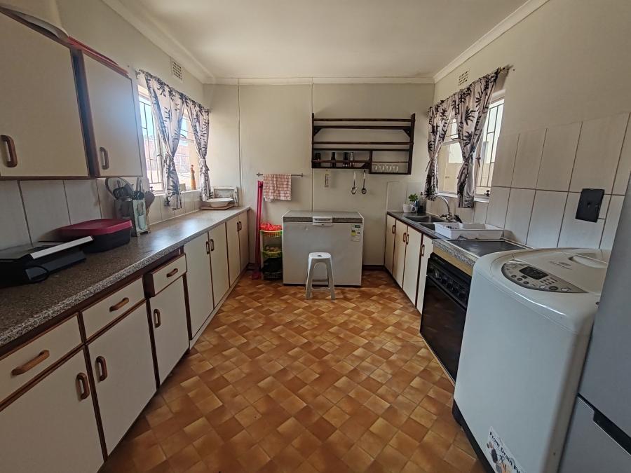 5 Bedroom Property for Sale in Vredenburg Western Cape